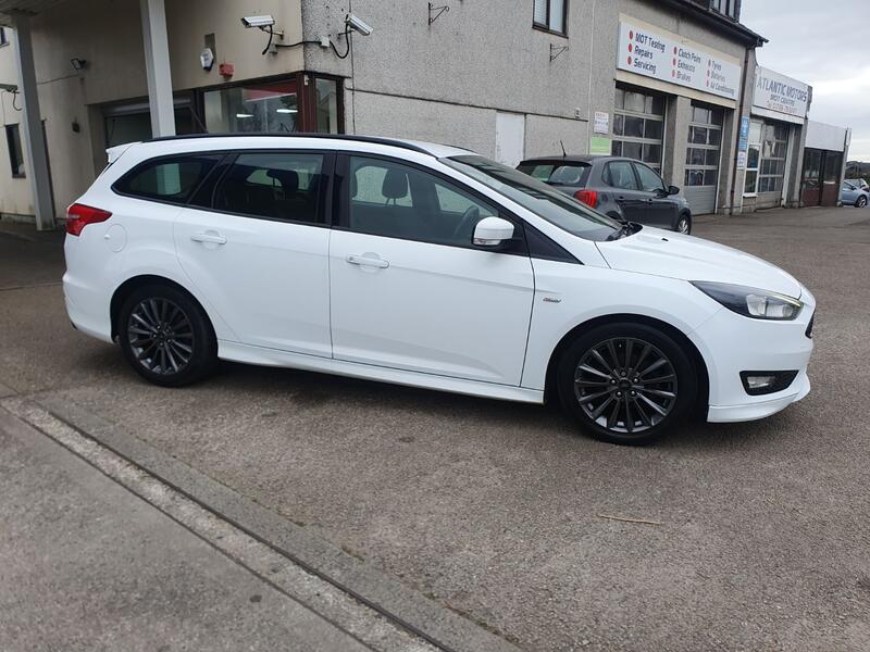 View FORD FOCUS 1.0 T EcoBoost ST-Line 