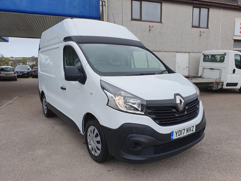 RENAULT TRAFIC