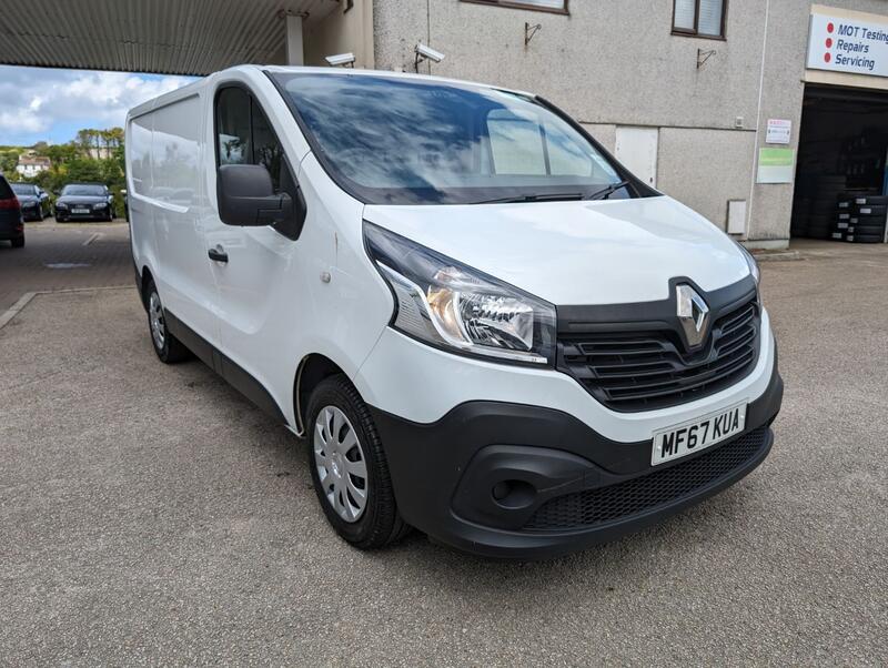 View RENAULT TRAFIC 1.6 SL29 ENERGY dCi 125 Business Euro 6 *** PLUS VAT ***