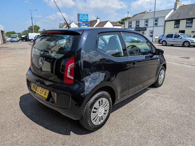 VOLKSWAGEN UP