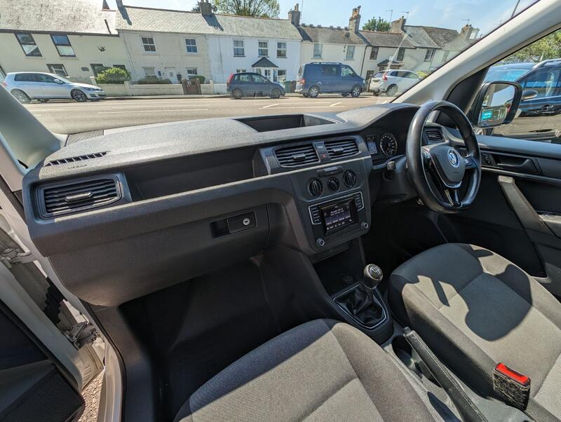 VOLKSWAGEN CADDY