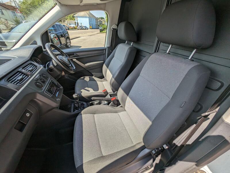 VOLKSWAGEN CADDY