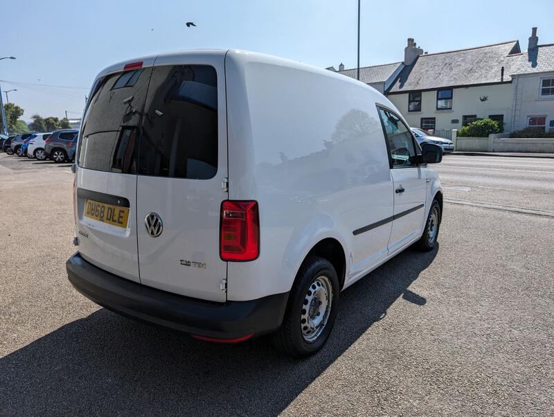 VOLKSWAGEN CADDY