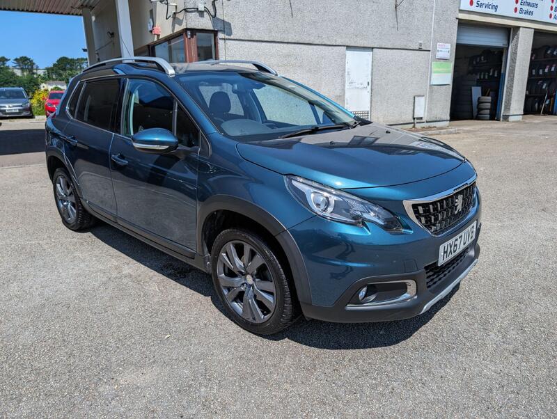 View PEUGEOT 2008 1.2 PureTech Allure