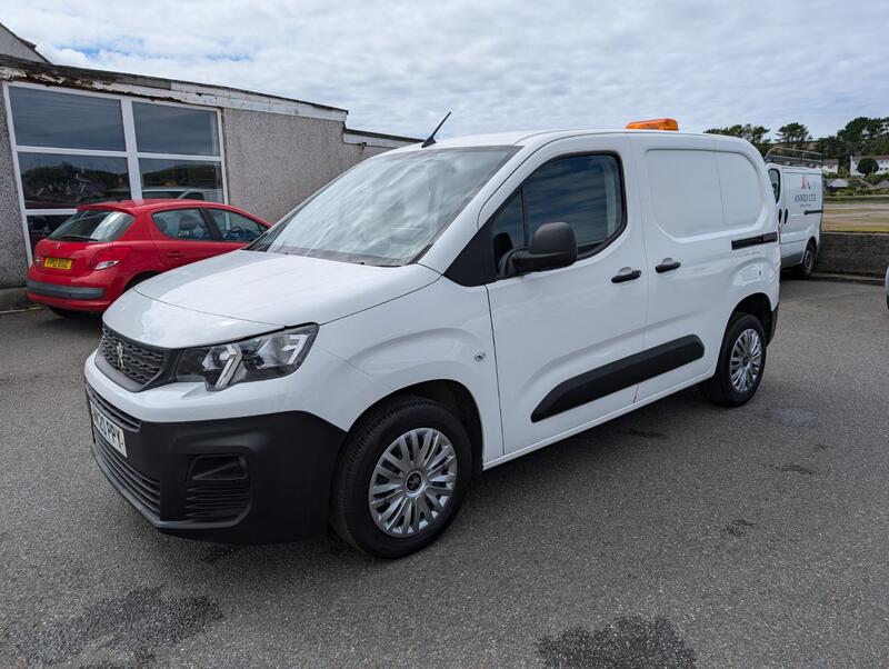PEUGEOT PARTNER