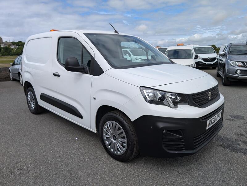 View PEUGEOT PARTNER 1.5 BlueHDi 1000 Professional