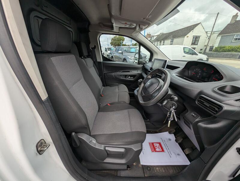 PEUGEOT PARTNER