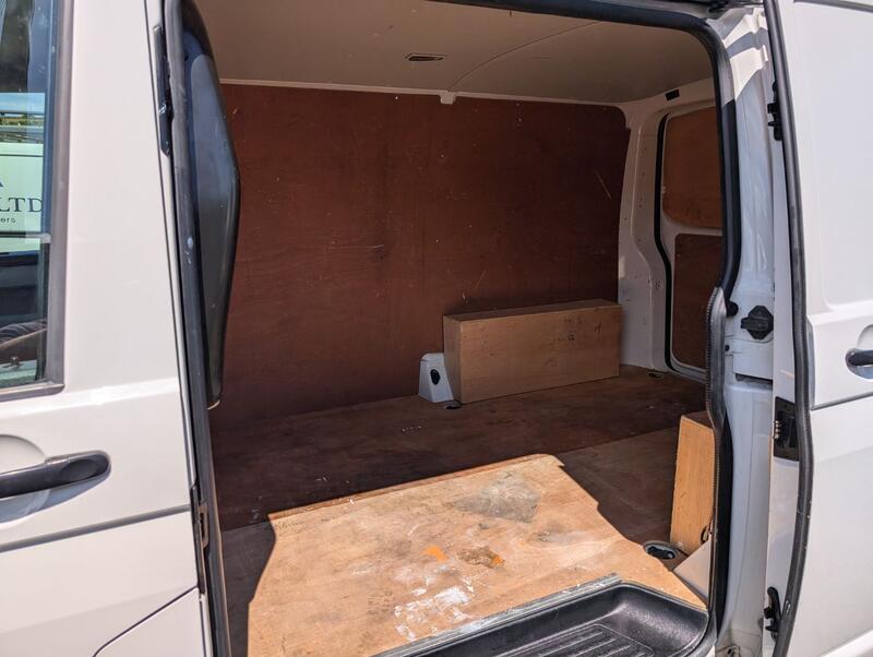 View VOLKSWAGEN TRANSPORTER 2.0 TDI T28 Startline