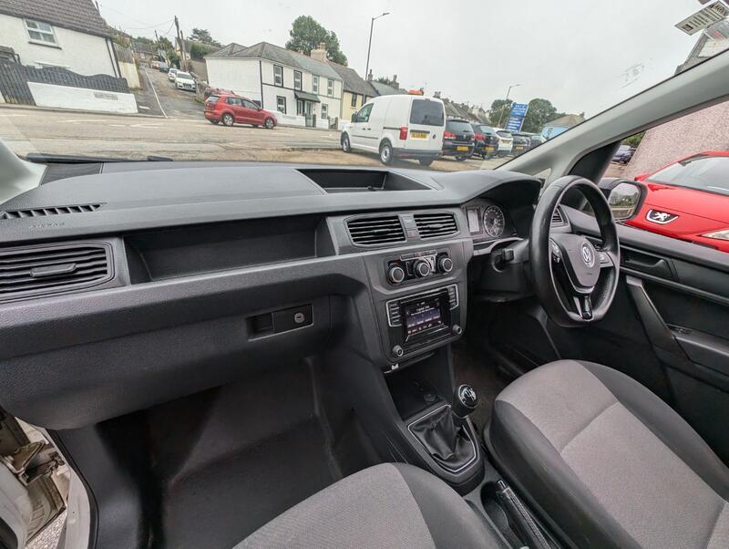 VOLKSWAGEN CADDY