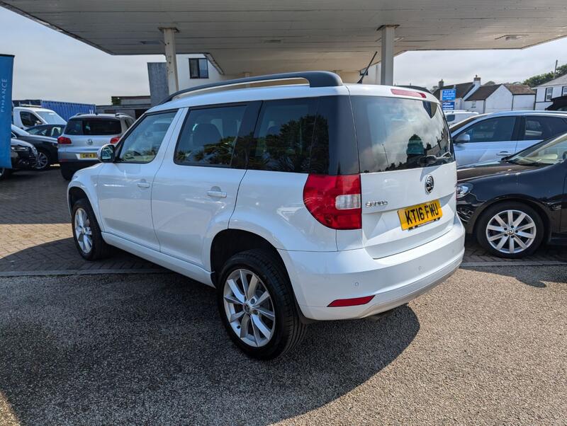 SKODA YETI