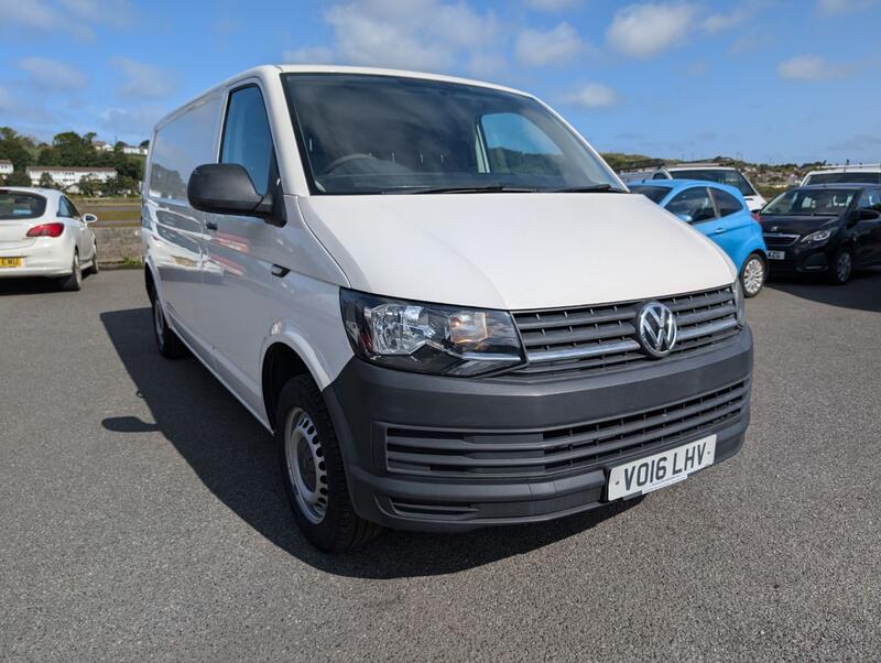 View VOLKSWAGEN TRANSPORTER 2.0 TDI T30 BlueMotion Tech Startline LWB