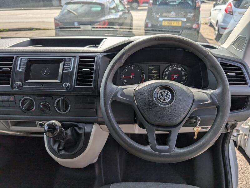 VOLKSWAGEN TRANSPORTER
