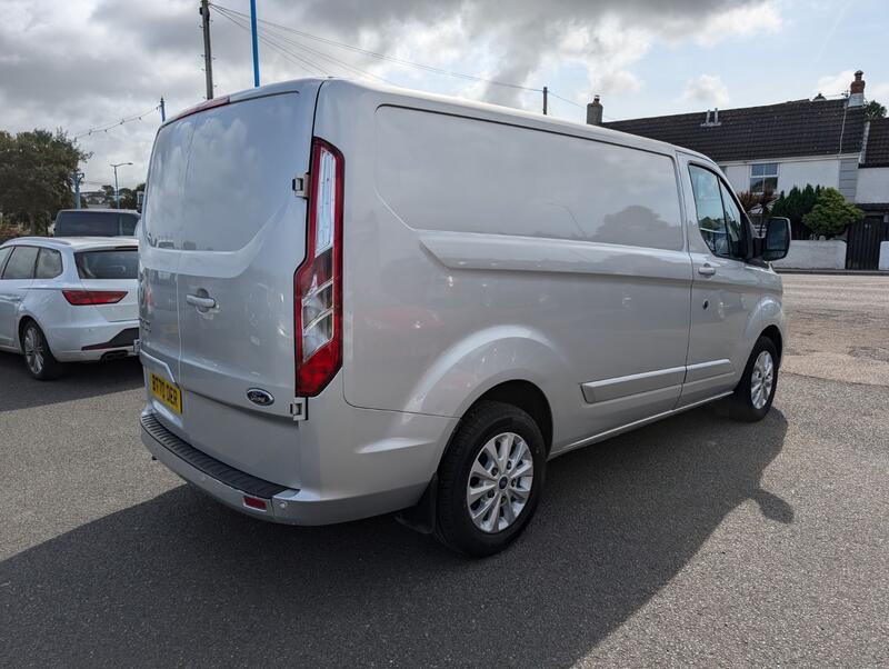 FORD TRANSIT CUSTOM