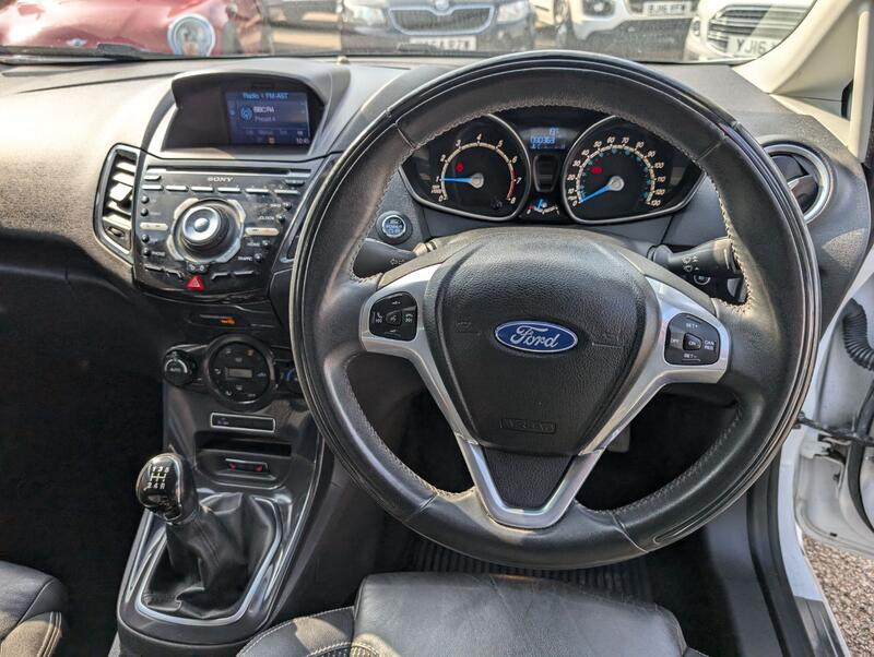 FORD FIESTA
