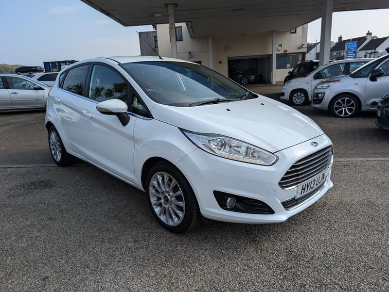 View FORD FIESTA 1.0 T EcoBoost Titanium X