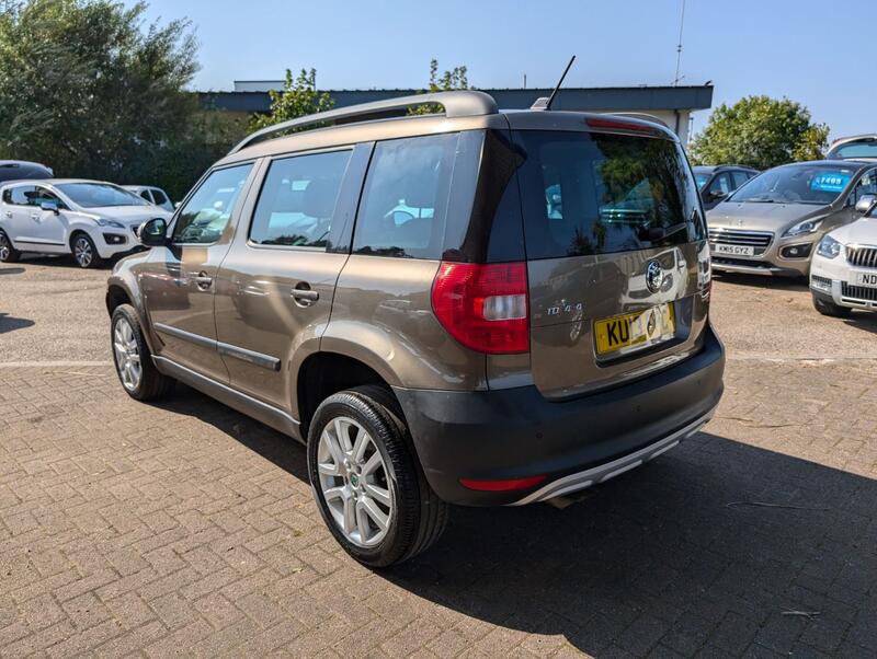 SKODA YETI