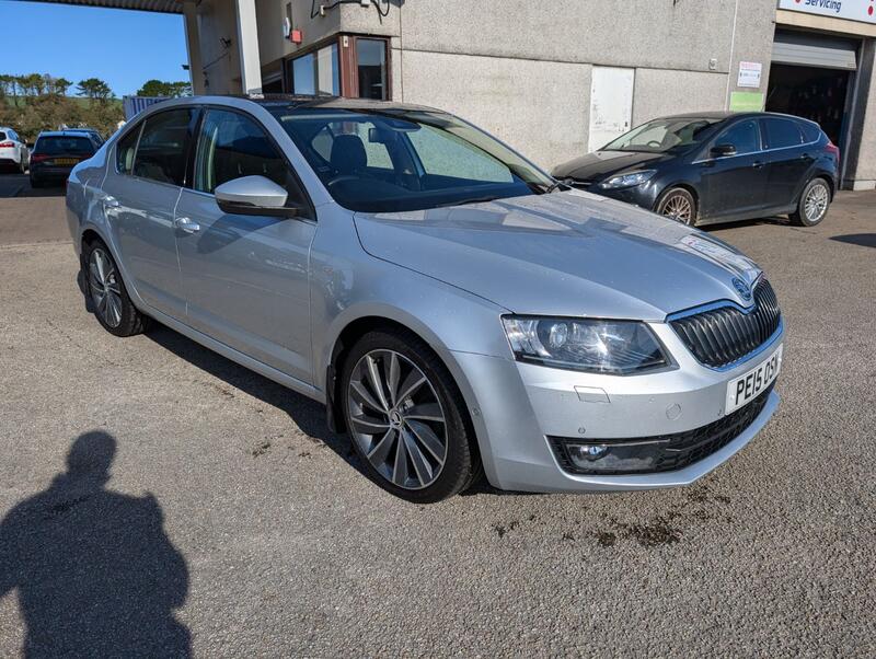 View SKODA OCTAVIA 2.0 TDI Laurin & Klement