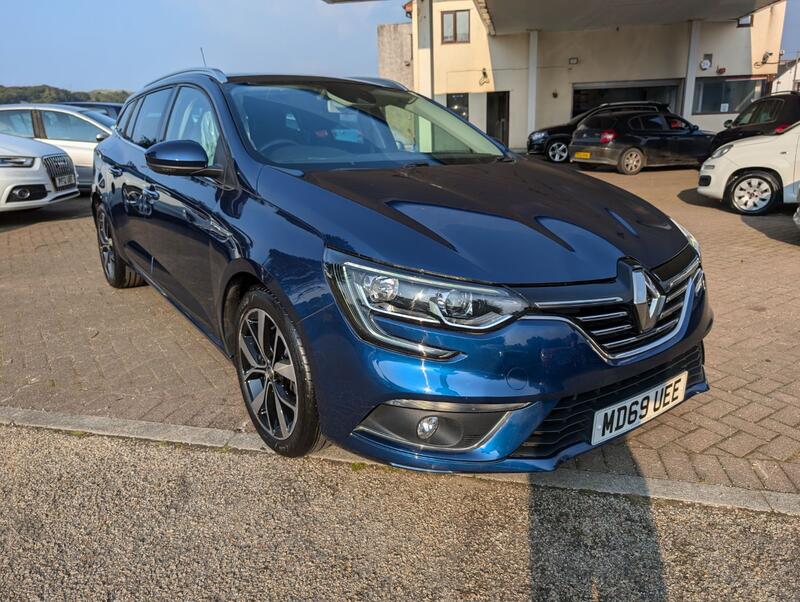 View RENAULT MEGANE 1.5 Iconic Blue dCi 115 MY18