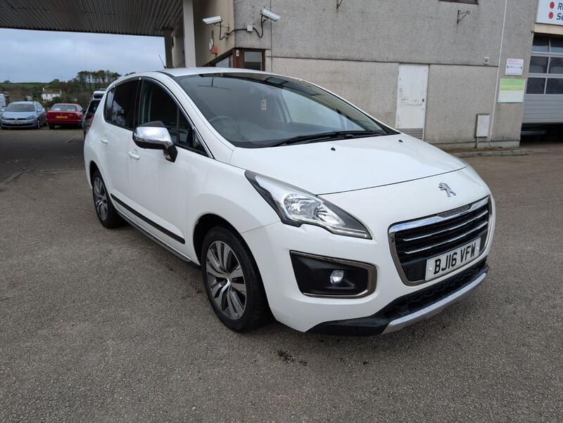 View PEUGEOT 3008 1.6 BlueHDi Active