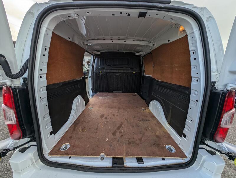 VAUXHALL COMBO