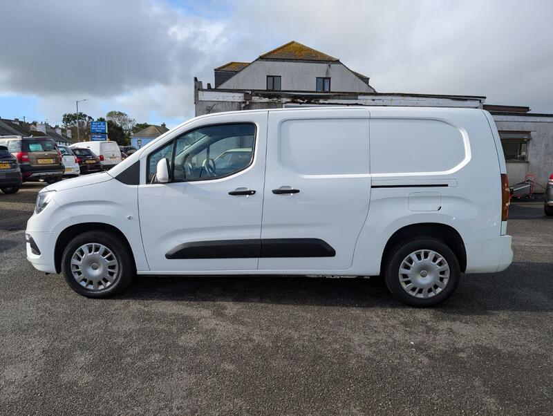 VAUXHALL COMBO