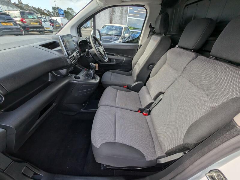 VAUXHALL COMBO