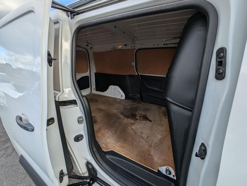VAUXHALL COMBO