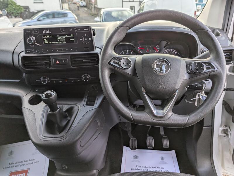 VAUXHALL COMBO
