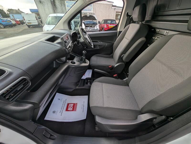 VAUXHALL COMBO