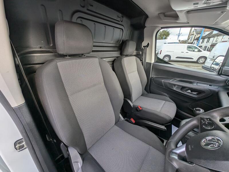 VAUXHALL COMBO