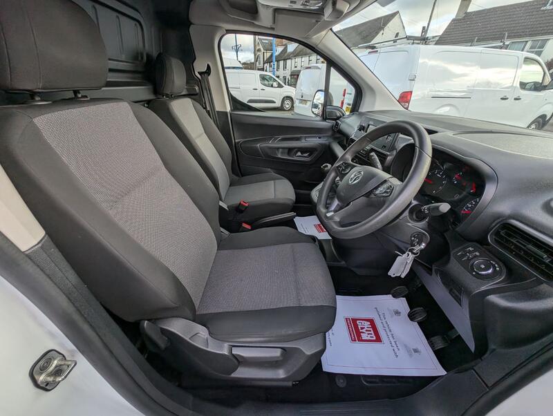 VAUXHALL COMBO