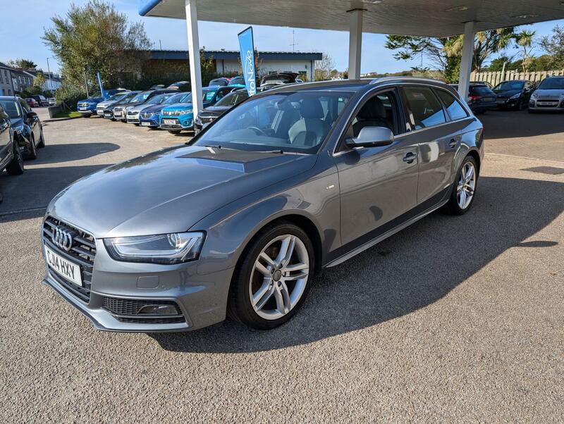 AUDI A4 AVANT