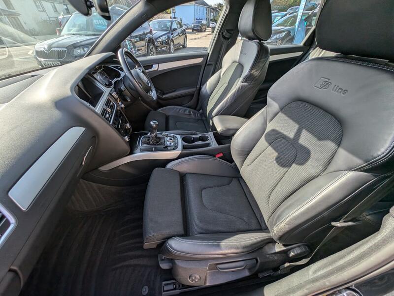AUDI A4 AVANT