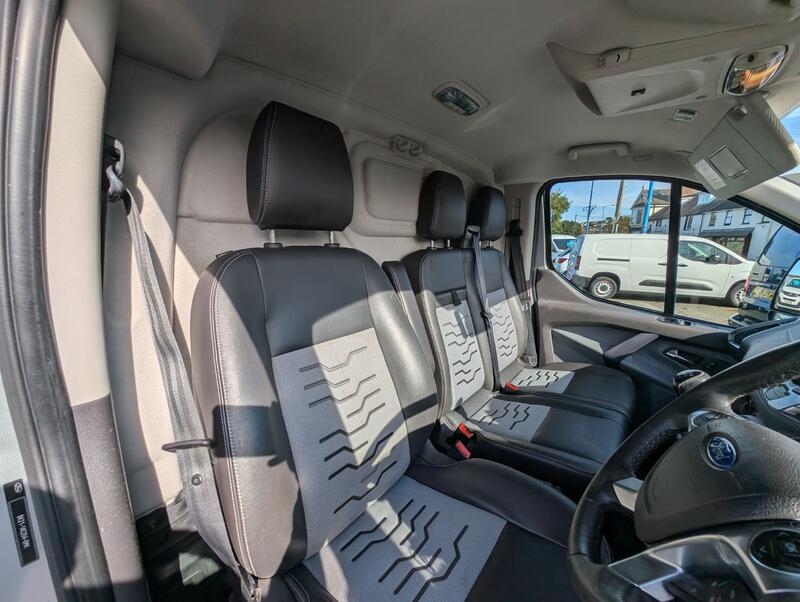 FORD TRANSIT CUSTOM