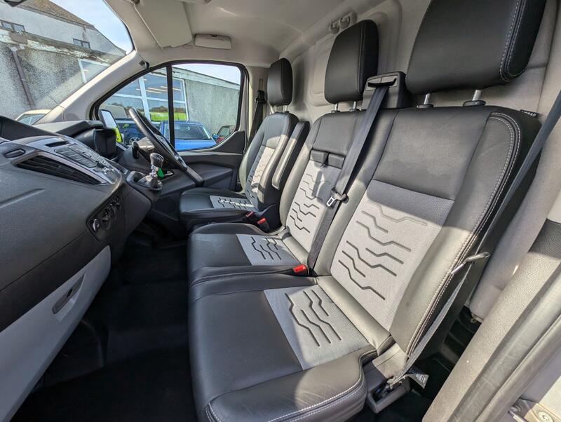 FORD TRANSIT CUSTOM