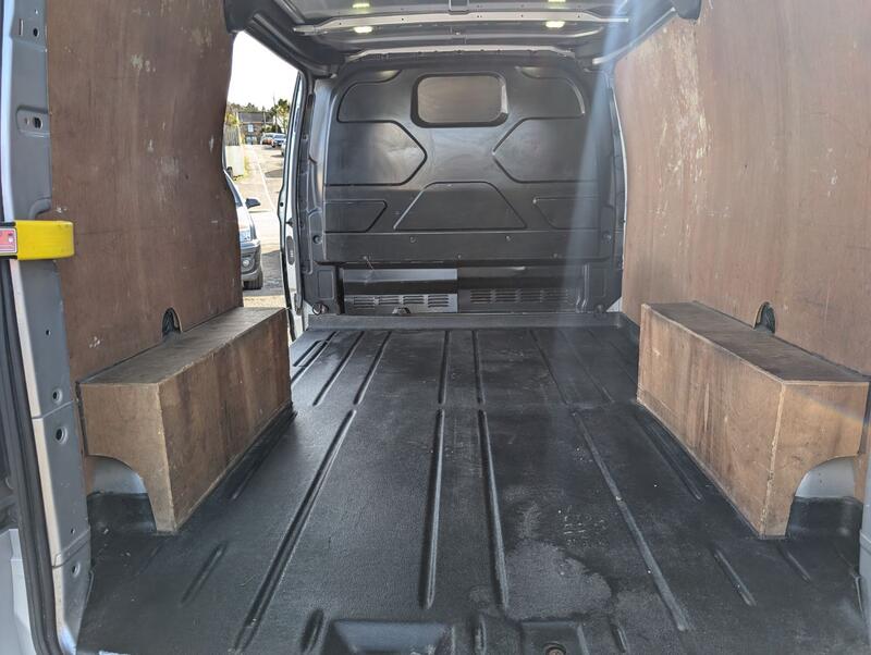 FORD TRANSIT CUSTOM