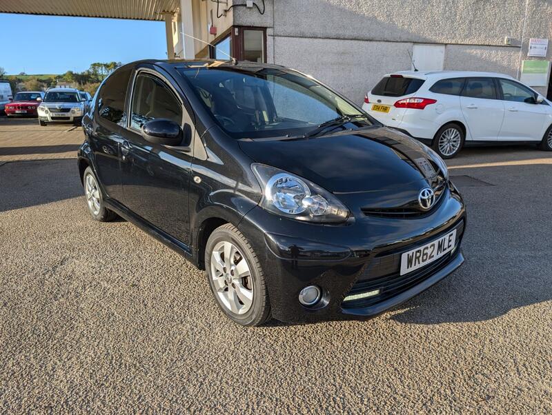 View TOYOTA AYGO 1.0 VVT-i Fire