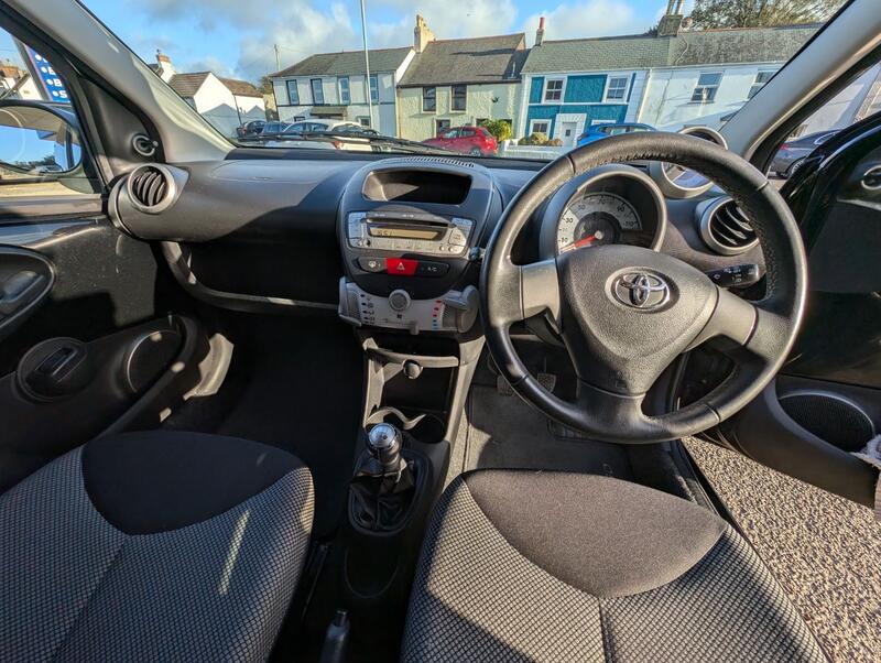 TOYOTA AYGO