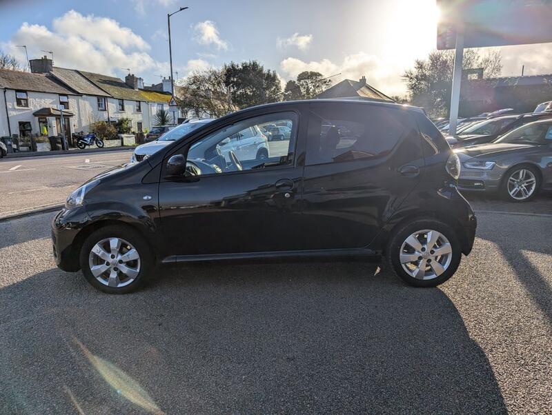 TOYOTA AYGO