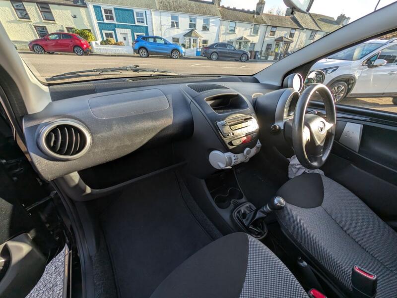 TOYOTA AYGO