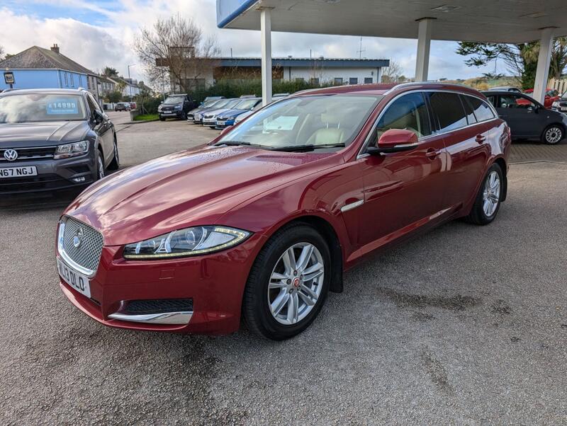 JAGUAR XF