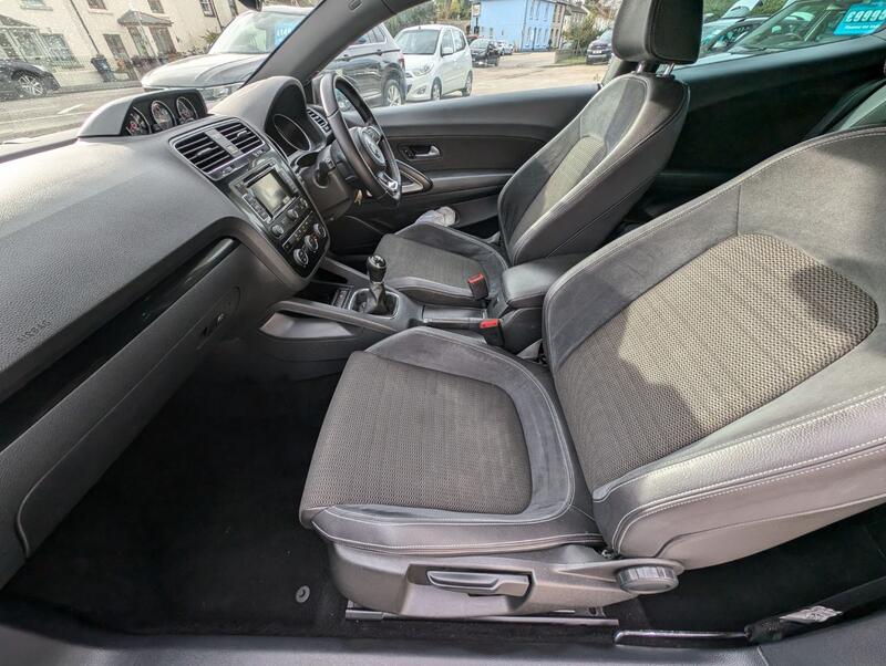 VOLKSWAGEN SCIROCCO