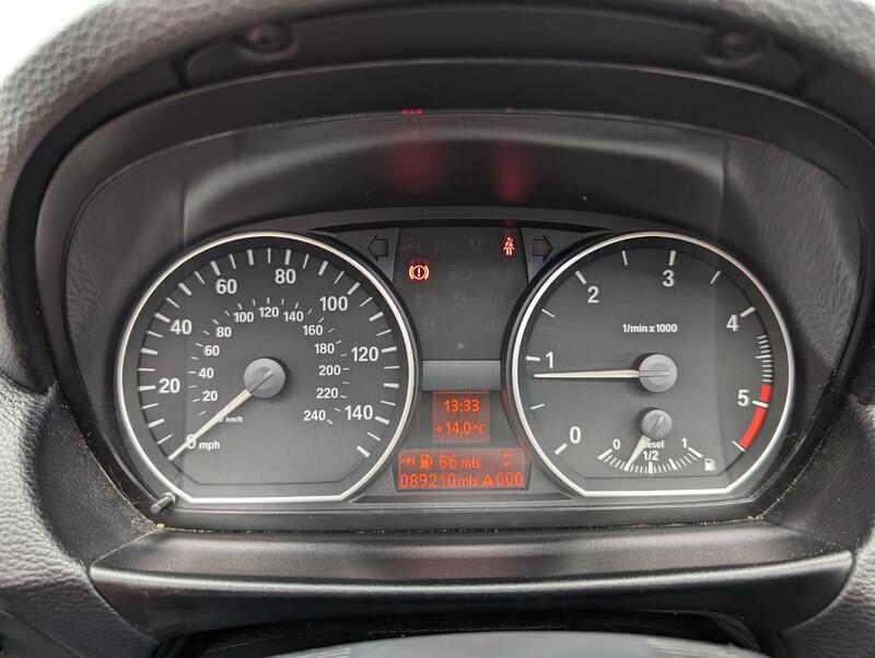 BMW 1 SERIES