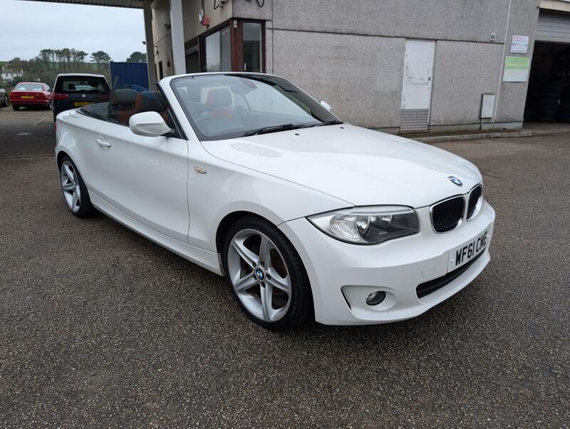 View BMW 1 SERIES 2.0 118d Sport Convertible