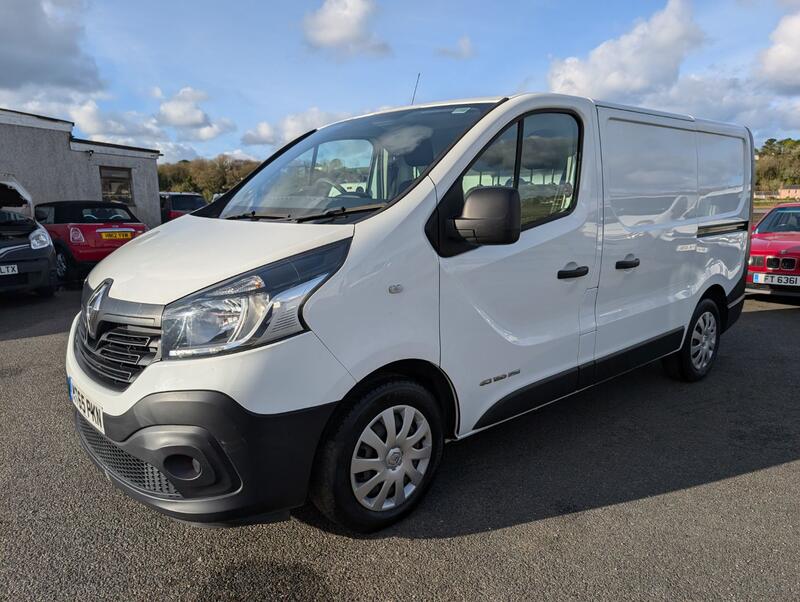 RENAULT TRAFIC