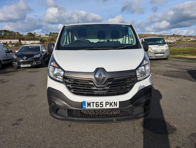 RENAULT TRAFIC