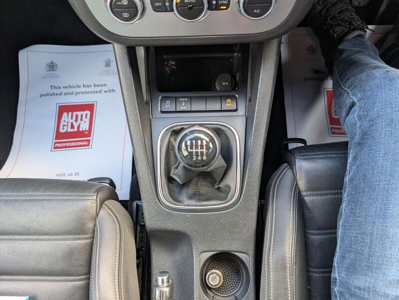 VOLKSWAGEN SCIROCCO