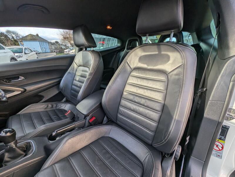 VOLKSWAGEN SCIROCCO