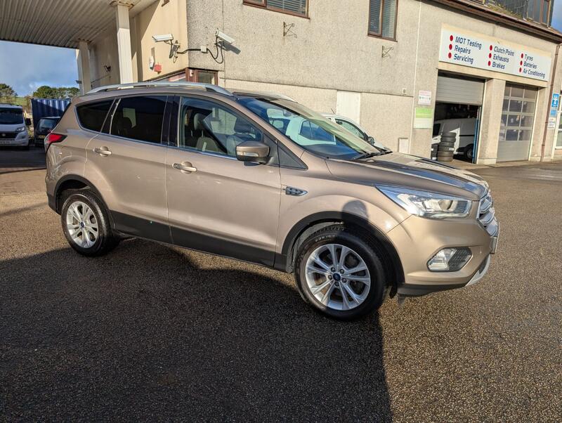 FORD KUGA