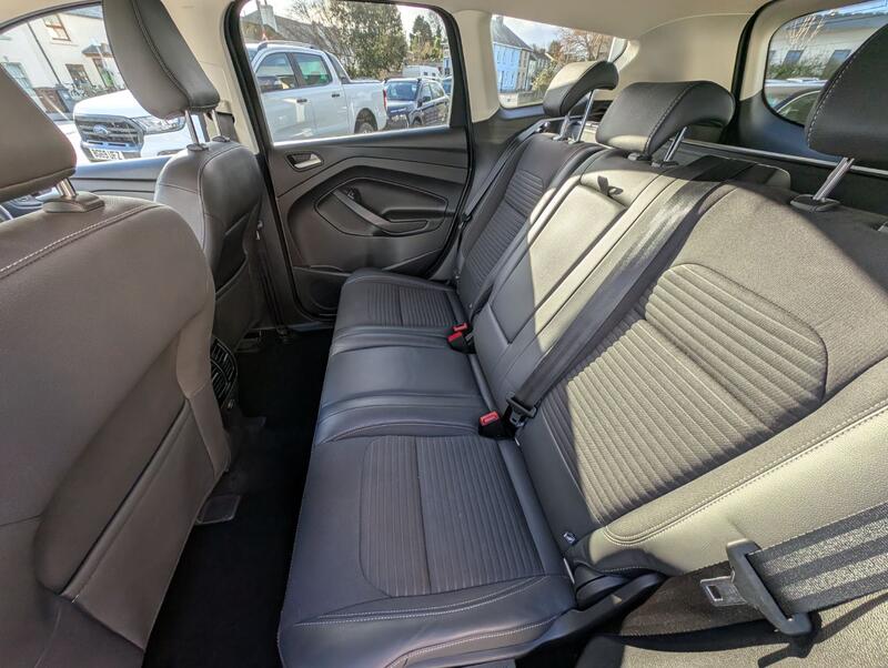 FORD KUGA